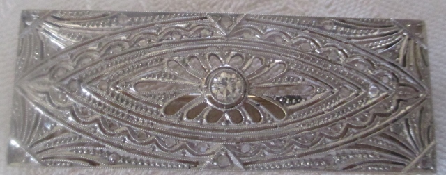 xxM1053M Original Art Deco Diamond Platinium 18K Gold BroochTakst-Valuation N.Kr.30 000